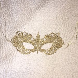 Masquerade mask